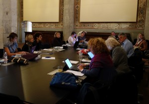 Besprechung des internationalen Teams während einer Konferenz in Lucca/Italien; Foto: Maria Tischner